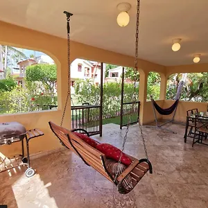 https://tropicana-suites-deluxe-beach-club-and-pool-playa-los-corales.greaterantilleshotels.net