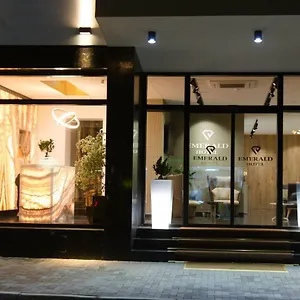 https://emerald-boutique-hotel.hotels-in-tirana.com